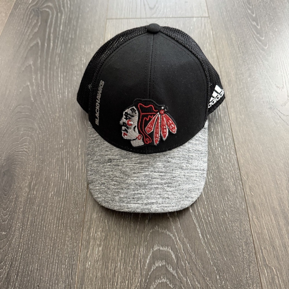 Chicago Blackhawks Adidas Hat Cap Trucker Mesh NHL Hockey Youth Black Gray